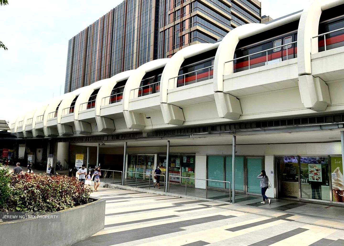 Singapore Post Centre (D14), Retail #570037331